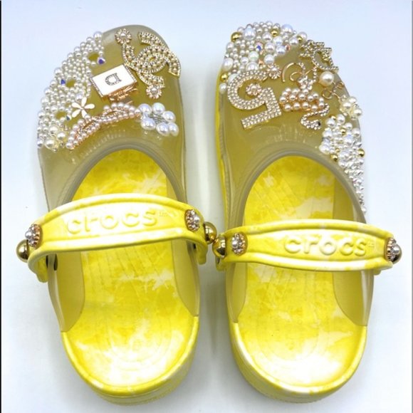 LEMONADE YELLOW TRANSLUCENT CLOGS WITH CHARMS - Picture 4 of 5